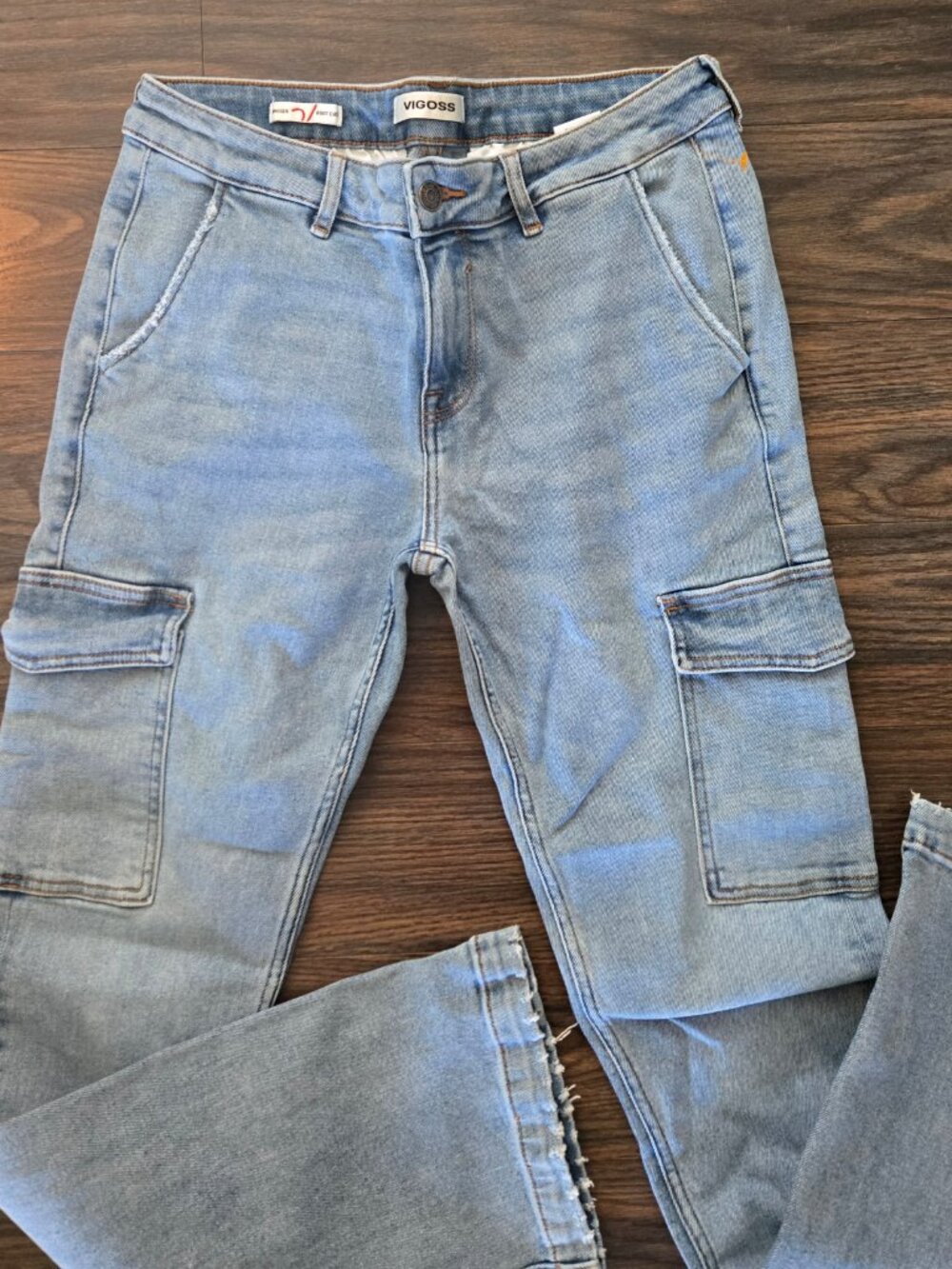 VIGOSS Women's Light Wash Denim Cargo Bootcut Jeans NWOT/SIZE 29